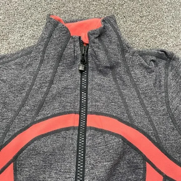 Lululemon Define Jacket Adult 4 Heather Gray Pink Full Zip Running Yoga Ladies - Picture 2 of 9